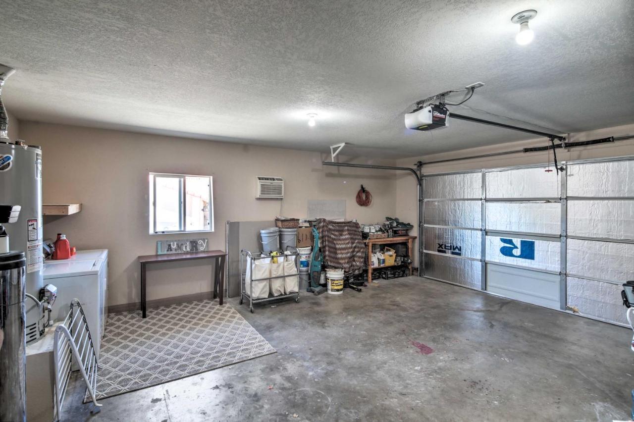 Lake Havasu City Home With Views 3 Mi To Marina! Exterior photo